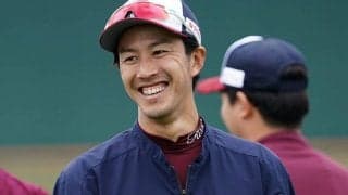 イケメン右腕の“チラ見”が「気絶しちゃう」　ファン胸キュン「何回見てもドキドキ」