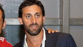 ディエゴ・ミリート氏が古巣ジェノアの本拠地に！ ファンらが大歓声で出迎え