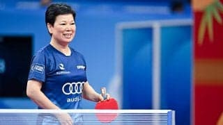 世界卓球で活躍の59歳女子選手、男子選手と私服＆激細台でのラリーに反響「クールだ」