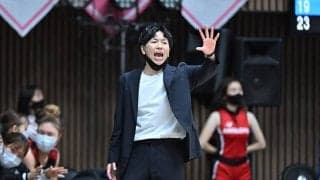 新指揮官対決で幕を開けたWリーグ…トヨタの大神HCが記念すべき初勝利を飾る