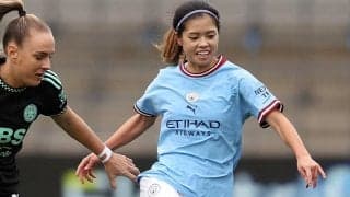 シティデビューの長谷川唯が新スパイク公開「めちゃくちゃセンス良い」「服もスパイクも長谷川選手もかわいい」