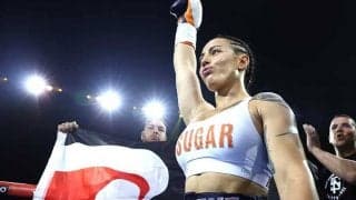 女子ボクシング衝撃の光景　白→赤に変わった“血染めウェア”に海外驚き「真の勇者」