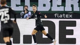 リンドストロームがドッペルパック、鎌田先発フランクフルトがボルシアMGに快勝で4位浮上《ブンデスリーガ》