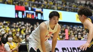 A東京が終盤に逆転し宇都宮に2連勝…安藤が3P3本を含む18得点で勝利の立役者に