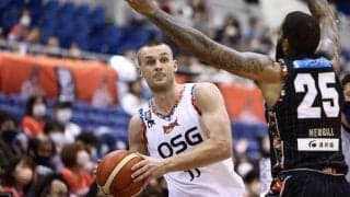 三遠が大阪に敵地で連勝を飾る…カイル・コリンズワースが攻防両面で存在感を発揮