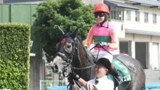 今村聖奈騎手がJRA女性騎手年間最多勝利記録を更新 JRA年間44勝目