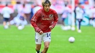 「すげえな!!」「最高かよ」伊東純也が試合終了間際に「嗅覚見せた決勝ゴール」！ 左足シュートで今季4ゴール目を決め、7試合ぶり勝利をチームにもたらす！