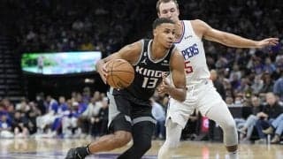 キングスの新人キーガン・マレーがNBAデビュー戦で19得点の好発進