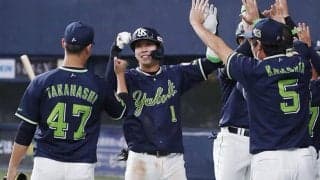日本S第3戦、ヤクルト圧勝で負けなし2勝1分　山田哲人が復活3ラン、村上宗隆3打点