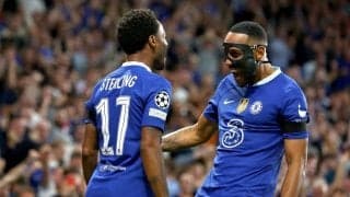 「これは可愛い」!! チェルシー公式が敵地スタジアムでの「意外な侵入者」動画を公開！ ザルツブルクでの映像に｢19万超いいね｣の大反響