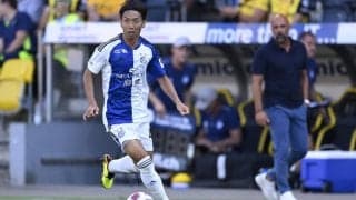 日本代表MF川辺駿が画家に変身!? グラスホッパーがつくった”コラ画像”に本人は「顔でかすぎない?」と反応