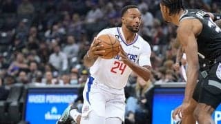 不調の続くパウエルをクリッパーズの指揮官が激励…「シュートを外しても頭を下げるな」