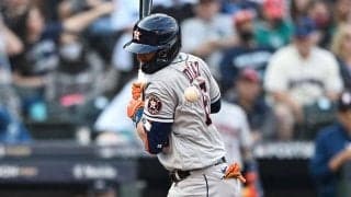 【MLB WS】打者の動きが「露骨すぎ」　まさかの“体当たり”に非難の声「ズルしようとしている」