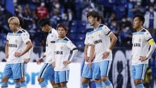 ジュビロ磐田は「クラブとして全然足りない」。選手は敗者の沼に陥り、自信を失っていた