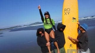 逆境を乗り越えて…田岡なつみが最終戦で圧勝　JPSAロングボードツアー「さわかみ日向プロ」