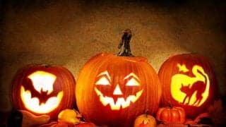 ハロウィンでNBA選手が「ジョーカー」「スーパーマン」など気合いの仮装を披露