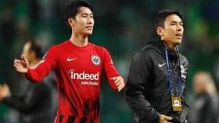 鎌田大地、PKで相手GKにニヤリ。フランクフルトがCL史上稀な混戦を制した理由