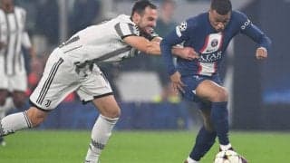 「推進力がすごい」「ロナウドみたいだ」ファウルもお構いなしなムバッペのパワフル弾がCL週間ベストゴールに