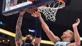 グリズリーズのスティーブン・アダムズが前半だけで球団新記録の16リバウンド