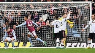 ユナイテッドがエメリ初陣のアストン・ビラに完敗…公式戦10試合ぶりの黒星に《プレミアリーグ》