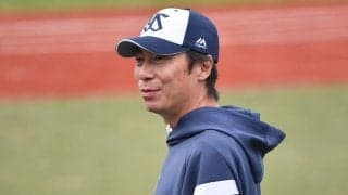 女性CAからヤクルト戦士に「粋な計らい」　着陸後の“神配慮”が「さすがJAL」