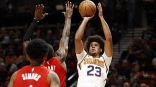 今季サンズで先発の座を勝ち取ったキャメロン・ジョンソンが右ヒザ負傷で戦線離脱