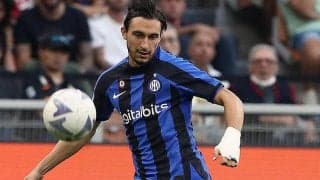 ダルミアンが内転筋負傷で中断前2試合を欠場に