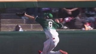 30m爆走からの曲芸キャッチ　実況も絶叫した美守が「恐ろしくて仕方ない」「化け物」