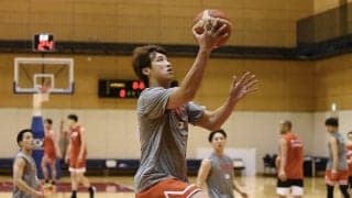 一丸となりWindow5に臨む張本天傑「全員がトムさんのバスケをやってきた選手」