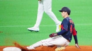 侍J栗山監督、2戦連続で盗塁王に代走　3回に山田→周東…“豪華采配”に球場どよめき