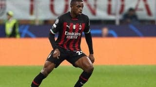 カルルがミランとの契約を2027年まで延長！　今季は公式戦全試合に出場