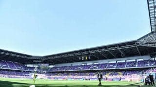 「サポかっけーよ」 J1昇格を逃したJ2熊本&サポーターに「こういうのがJリーグの良さ」と称賛広がる！ 試合後に映し出された「観客席の感動光景」