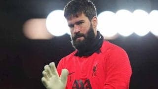 「どちら様？」「もはや別人」リバプールGKアリソンが久々に髭を全剃り「こんな顔だったのか」