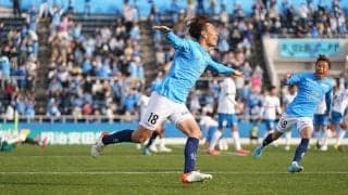 横浜FCの小川航基が初代MVP！ 得点王にも輝き個人三冠《2022J2リーグアウォーズ》