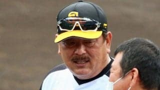 鷹・藤本監督が来季の構想の一端明かす　新助っ人候補は「捕手でも考えている」