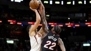 サンズ戦で見事な逆転勝利を飾ったヒート…指揮官が主軸のバトラーとアデバヨを絶賛