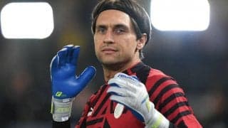 ミラン第2GKタタルサヌが乱視矯正手術を実施、反応UP&ケガ対策にも