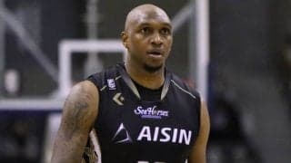 三河がセドリック・シモンズとの契約合意を発表…2020－21シーズン以来の復帰