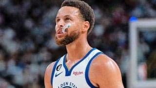 王者がまさかの開幕ロード8連敗…“エース”カリーが50得点の大活躍もウォリアーズがまたも敗れる