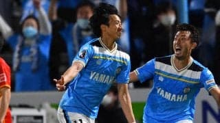 「Happyオーラ」「幸せ度が出てます」久冨慶子さんが大津祐樹と笑顔のペアルックツーショット公開