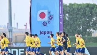 守田英正は連日の別メニュー…日本代表がドイツ戦に向けて非公開練習実施！ 三笘薫と遠藤航は冒頭部分に参加し、軽快な動きを見せる！