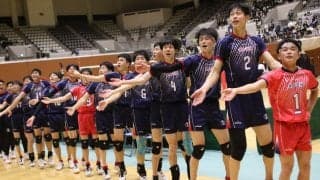 全国二冠へ 東山が14本のブロックを決めて完勝【春高京都府予選（男子）】
