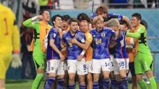 「今のチームは過去一、一体感がある」。長友佑都が明かした、奇跡の逆転劇を生んだ要因とチームに力を与えた合言葉