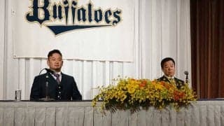 森友哉の“ド派手スーツ”に報道陣騒然　撮影依頼に「嫌ですよ」…福良GMも仰天「おぉ！」