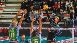 パドヴァの髙橋　モンツァにストレートで敗れる