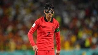 失意のソン・フンミンと試合後に写真撮影したガーナ代表スタッフを海外メディアが｢明らかに恥知らず｣などと批判! 涙する韓国代表のエースへのまさかの振る舞い