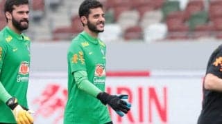 東京VがGKマテウス、MFバスケス・バイロン、DF加藤蓮と契約更新