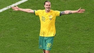 日本ともしのぎを削ったオーストラリア代表MF、16年ぶりの決勝T進出に感極まる「プレッシャーは計り知れないものだっただろう」