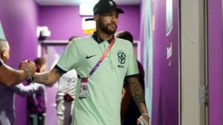 ネイマールの韓国戦出場、ブラジル代表ドクターは確約せず