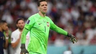 W杯のベストファーザー賞？ 敗退後に子供を慰めるシュチェスニーの姿に感涙